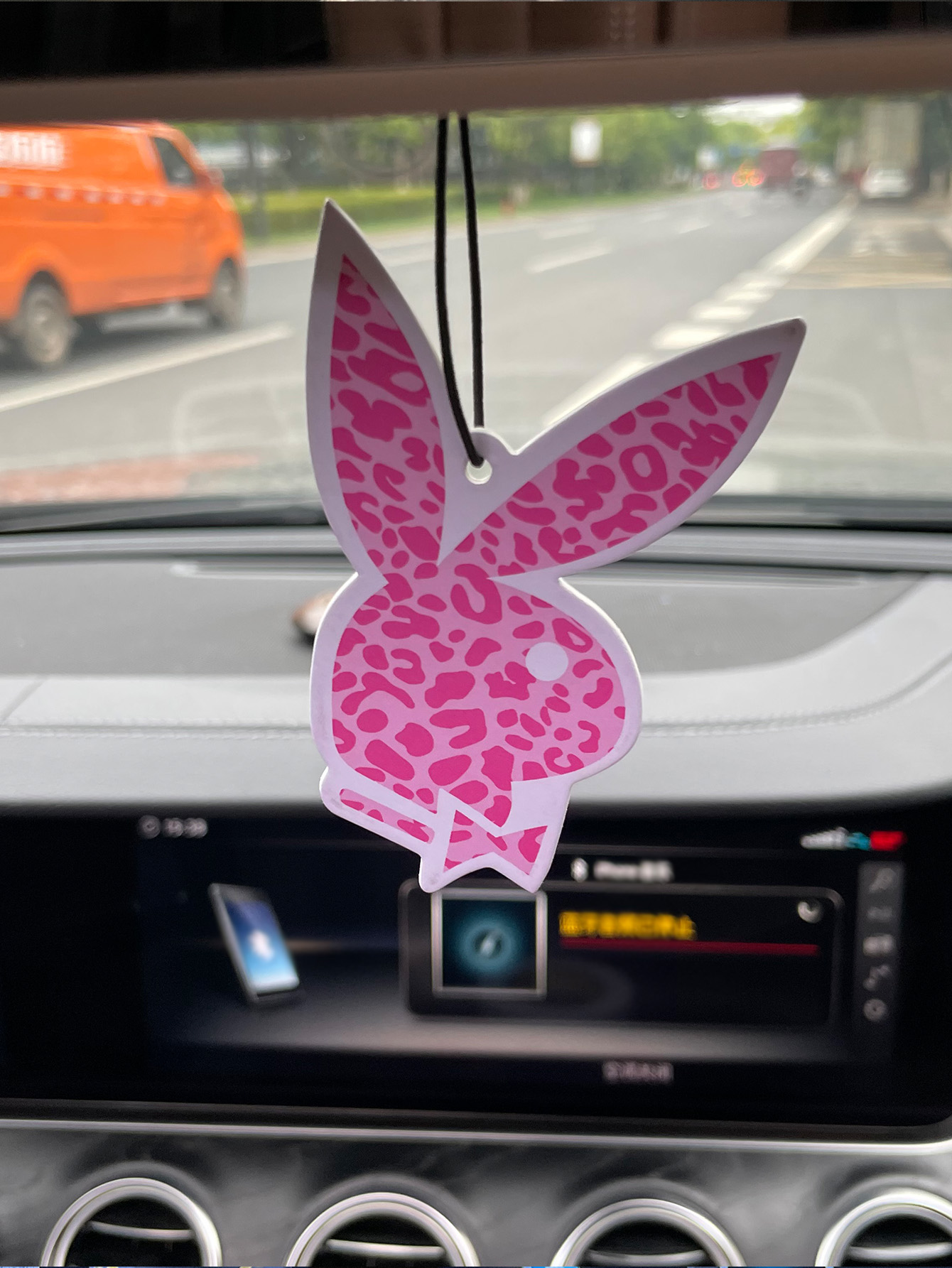 Konijn/Freesia Frisse Geur Vij - Car Accessories Juicy Couture recensie en prijs