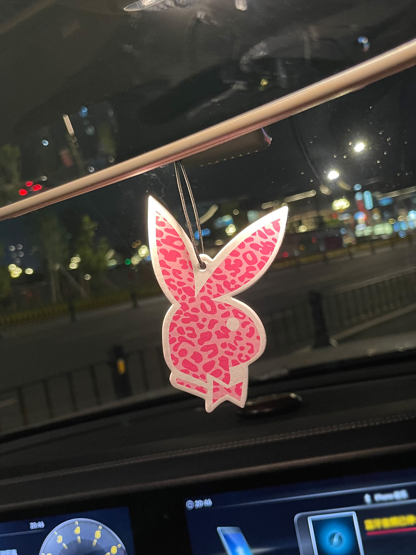 Konijn/Freesia Frisse Geur Vij - Car Accessories Juicy Couture recensie en prijs