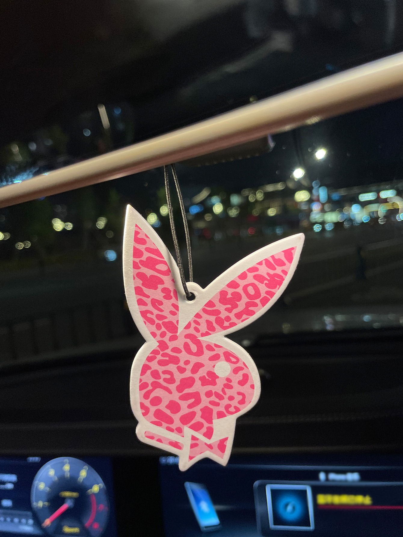 Konijn/Freesia Frisse Geur Vij - Car Accessories Juicy Couture recensie en prijs