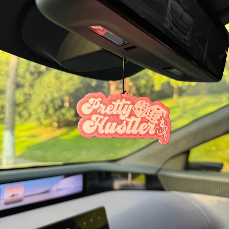 Cadeau voor een vriendin of vr - Car Accessories Juicy Couture recensie en prijs